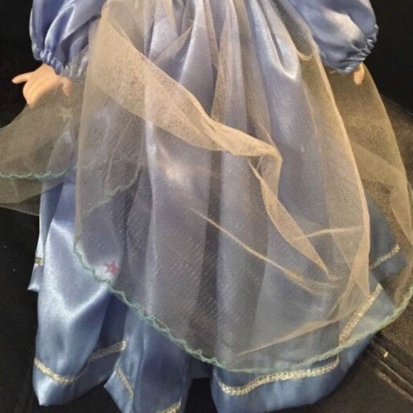 ANGEL OF PEACE PORCELAIN DOLL PATRICIA ROSE PARADISE GALLERIES - Picture 3 of 3